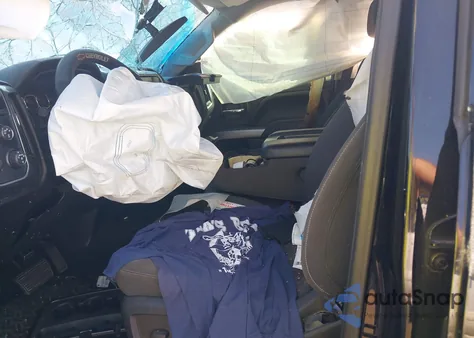 2016 Chevrolet Silverado 1500 1Lt z USA, uszkodzony, nr VIN 3GCUKREC3GG256934